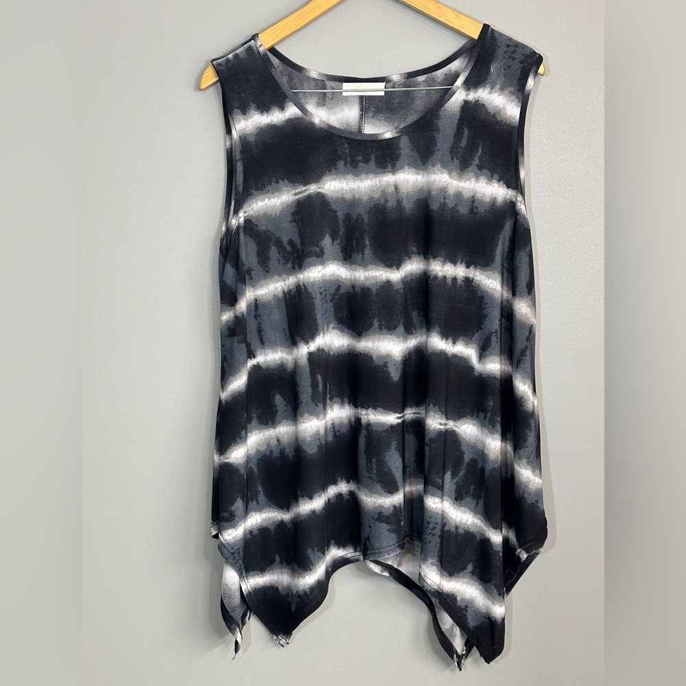 Boutique Black Gray Tye Dye Sleeveless Flowy Tank Top Womens Size 2X